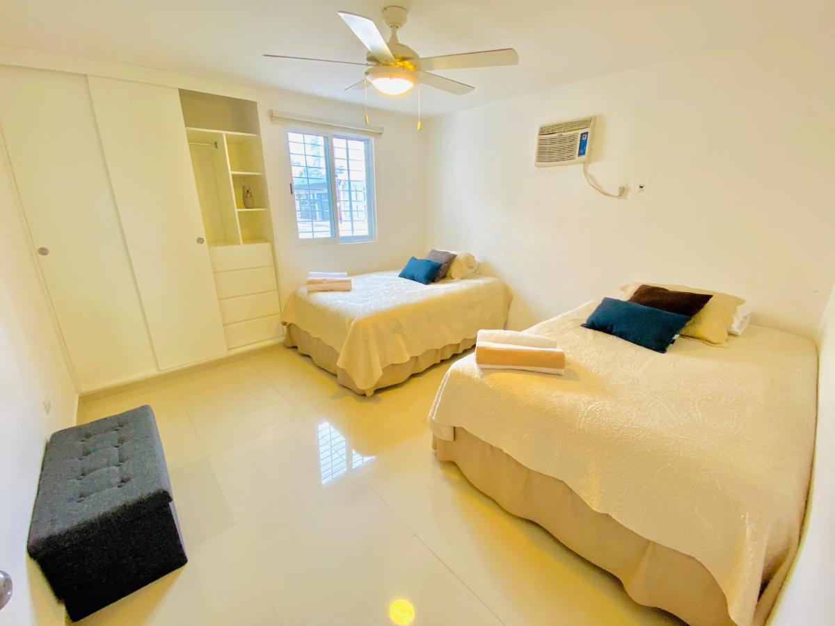 Apartamento cálido y moderno en la entrada de la zona hotelera Cancún Esterno foto