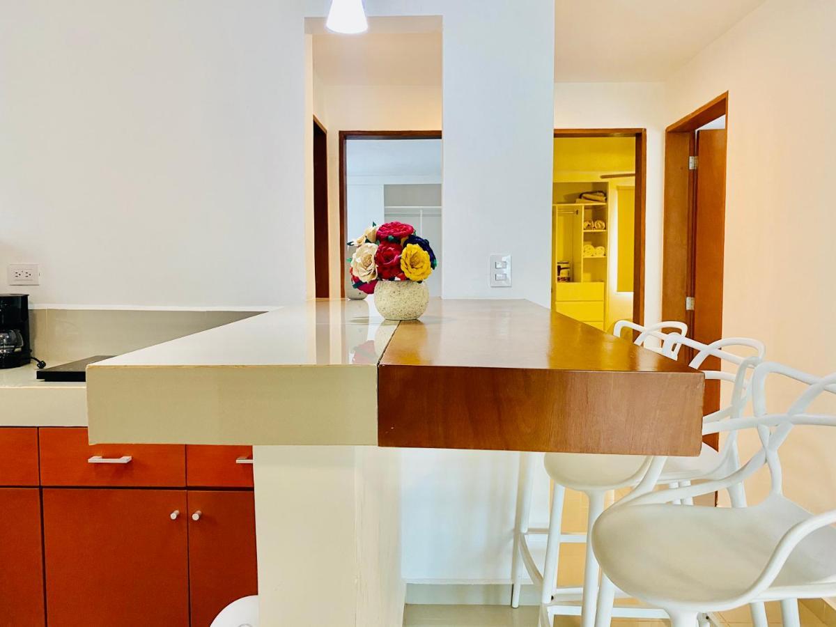Apartamento cálido y moderno en la entrada de la zona hotelera Cancún Esterno foto