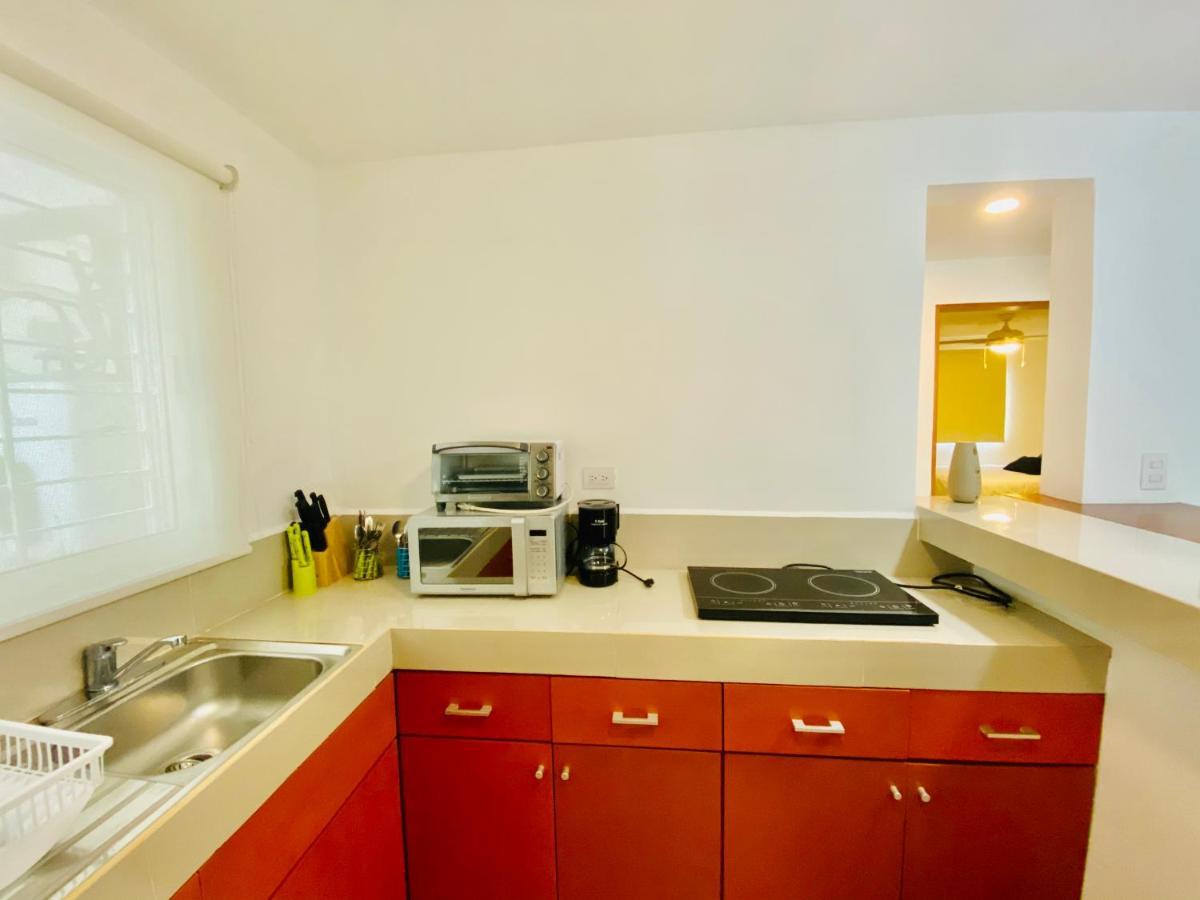 Apartamento cálido y moderno en la entrada de la zona hotelera Cancún Esterno foto