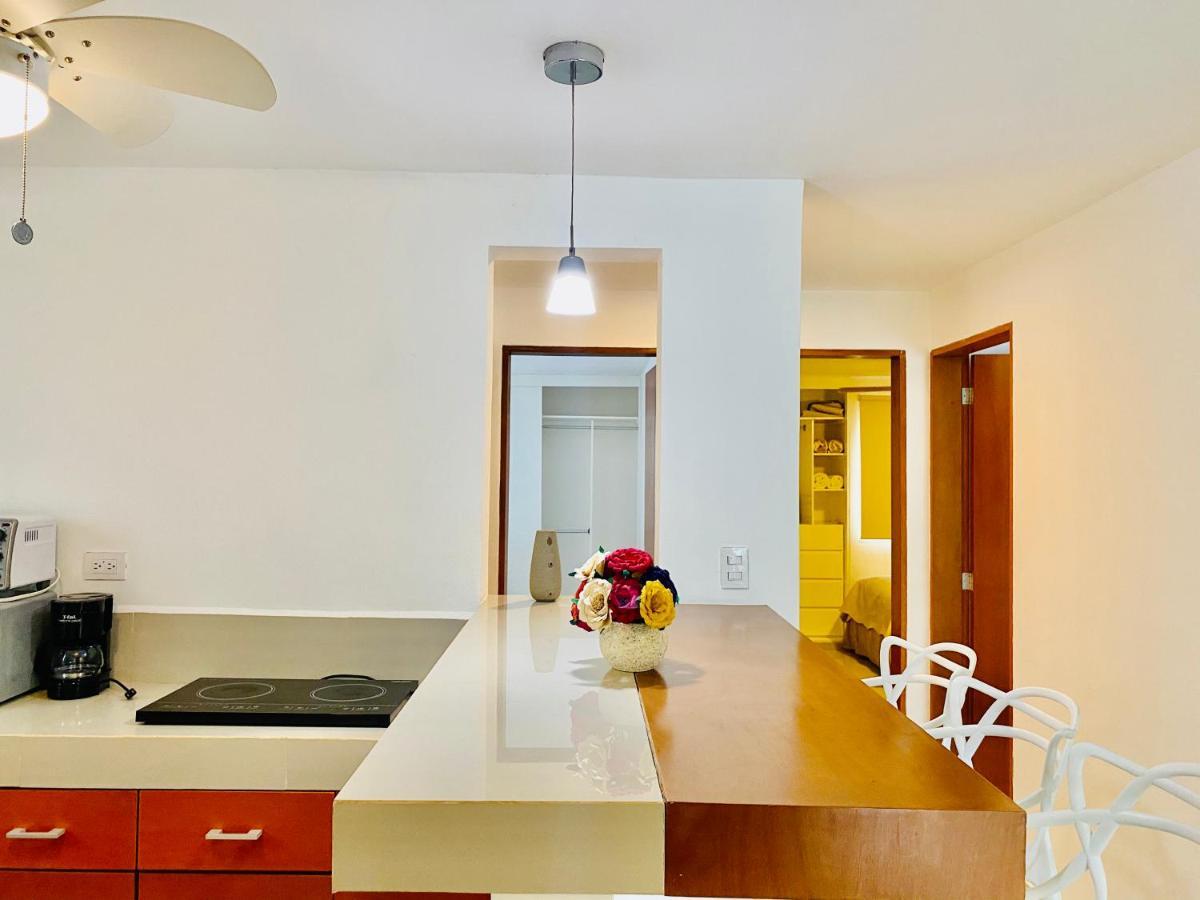 Apartamento cálido y moderno en la entrada de la zona hotelera Cancún Esterno foto