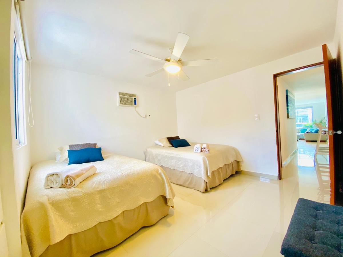 Apartamento cálido y moderno en la entrada de la zona hotelera Cancún Esterno foto