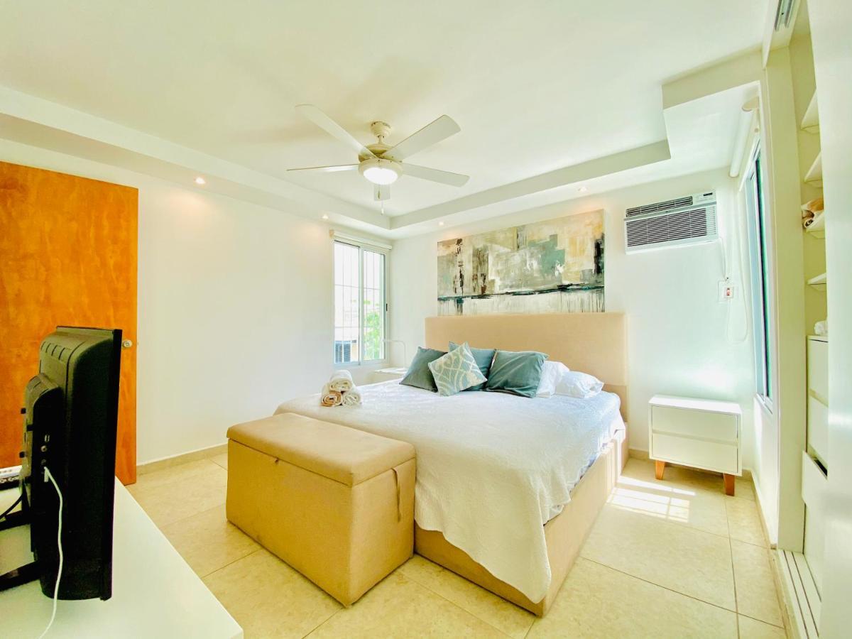 Apartamento cálido y moderno en la entrada de la zona hotelera Cancún Esterno foto