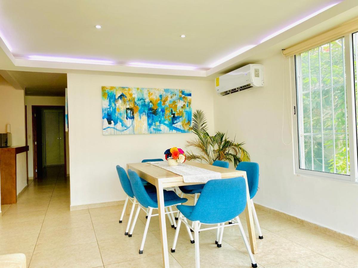 Apartamento cálido y moderno en la entrada de la zona hotelera Cancún Esterno foto