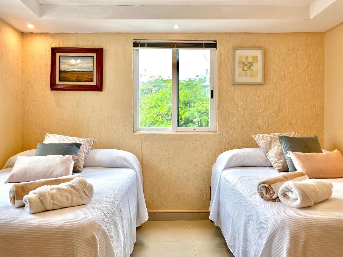 Apartamento cálido y moderno en la entrada de la zona hotelera Cancún Esterno foto