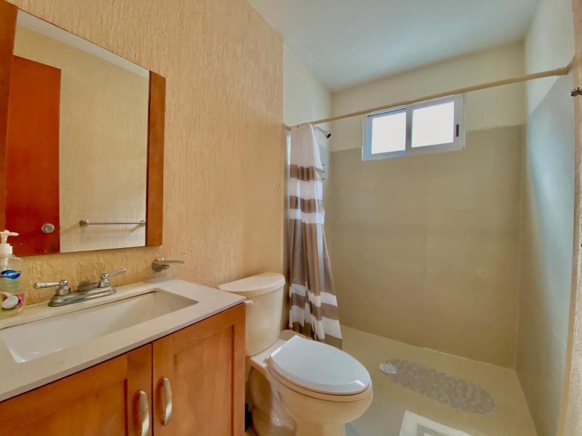 Apartamento cálido y moderno en la entrada de la zona hotelera Cancún Esterno foto